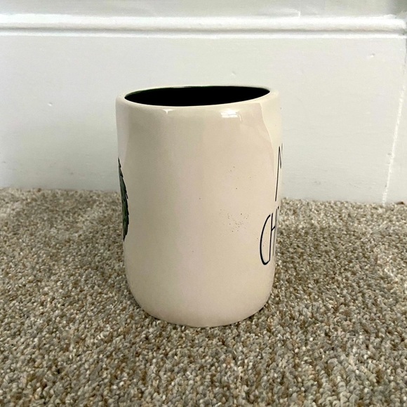 Rae Dunn Merry Christmas Mug - Picture 5 of 7